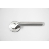 Manilla Nova Solid, roseta, cuadradillo 8mm, D53, inox 304.