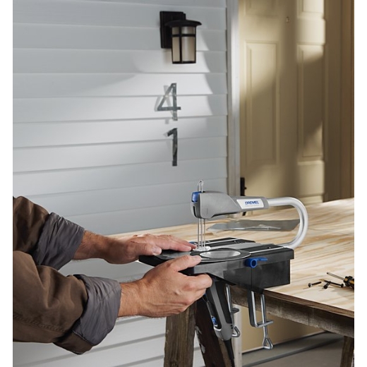 Sierra de calar compacta DREMEL Moto-Saw MS20-1/5 2 en 1 (70 W), 1 complemento, 5 accesorios