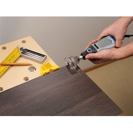 Corte de laminado con multiherramienta y minisierra (670)