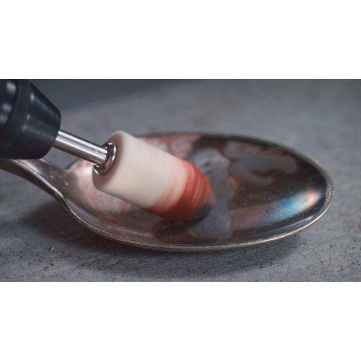 Dremel 422 Punto de pulido que se utiliza para pulir una cuchara