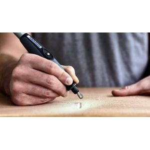 Schnitzen von Holz mit dem Dremel Multi-Tool High Speed Cutter 7,2 mm 134