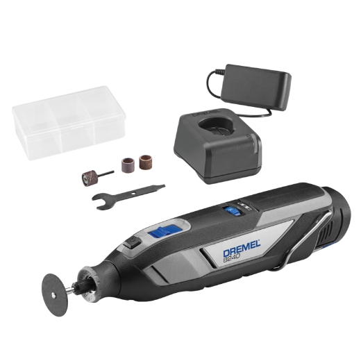 Dremel 8240 con 5 accesorios y el cargador