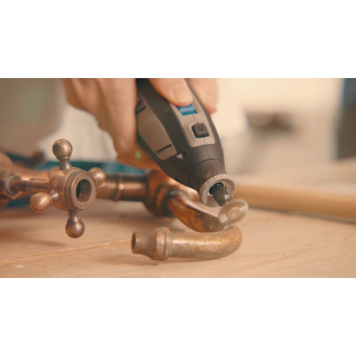 Corte de metal con la Dremel 8240